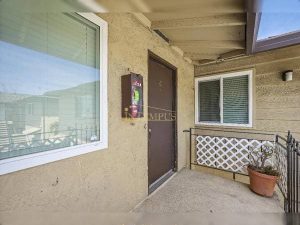 2BR/1BA Apartment on Francisco Ave Apt C · San Jose photo 4