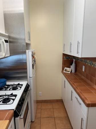 2701 Green St photo 5