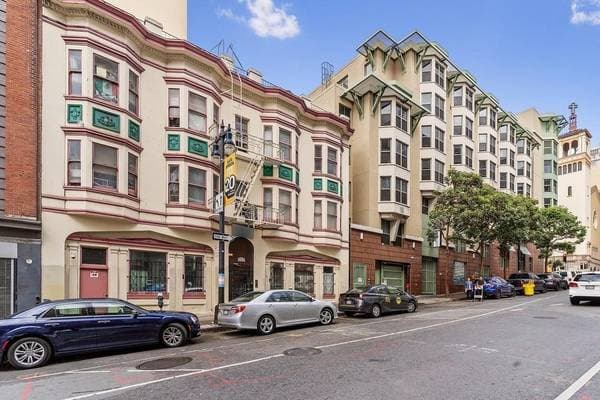 0BR/1BA Apartment on Taylor Street · San Francisco photo 2