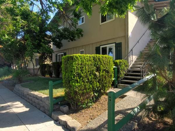 2BR/1BA Apartment on San Tomas Aquino Parkway · San Jose photo 1