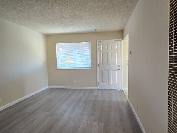 2BR/1BA Apartment on San Tomas Aquino Parkway · San Jose photo 4