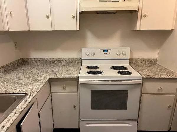 3BR/1BA Duplex · Pittsburg photo 1