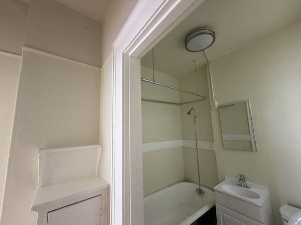 1BR/1BA Apartment on Fell St · San Francisco photo 5