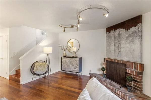 2BR/2BA Apartment on Union Ave Unit F · Campbell photo 4