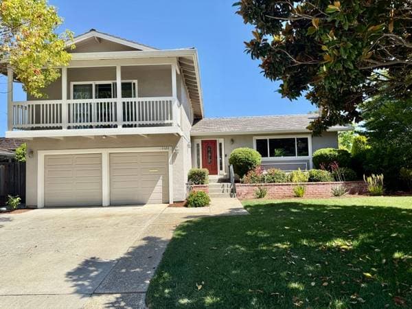 4BR/3BA Apartment on Lillick Dr · Santa Clara photo 1