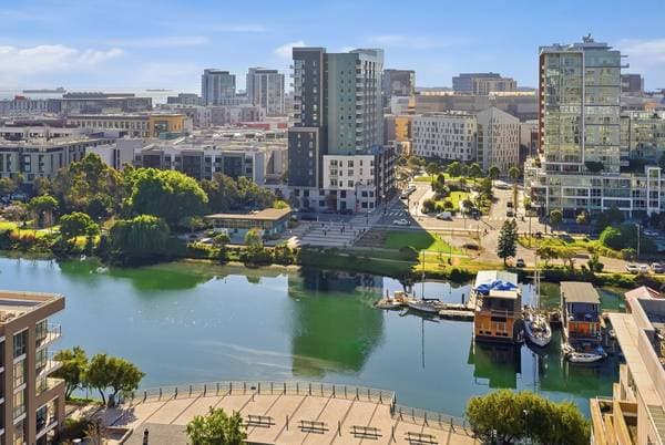 2BR/1BA Condo on Berry · San Francisco photo 1
