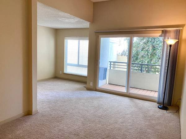 1BR/1BA Apartment on Creekside Drive · Walnut Creek photo 1