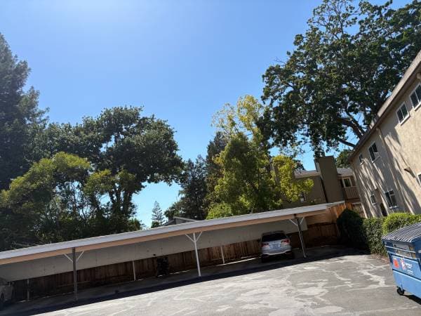 2BR/1BA Apartment · Lafayette photo 3