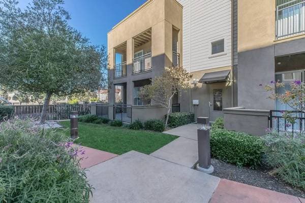 1BR/1BA Apartment on Schmidt Lane · El Cerrito photo 2