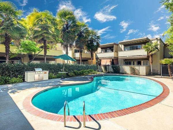 2BR/1BA Apartment on N Main Street · Walnut Creek photo 1