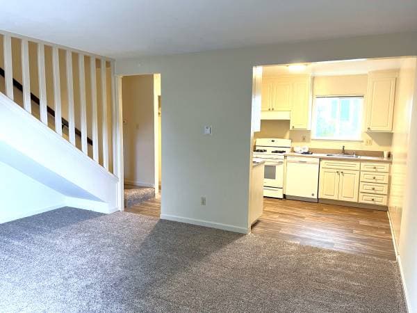 2BR/1BA Apartment on Searidge Ct. · Aptos photo 3