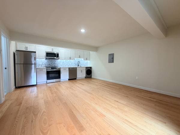 1BR/1BA Apartment on Fairmount Ave · Oakland photo 4
