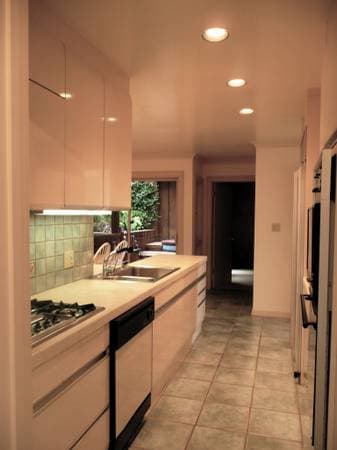 2BR/2BA Apartment · San Francisco photo 3