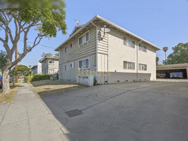 2BR/1BA Apartment on Monroe St Apt 2 · Santa Clara photo 3