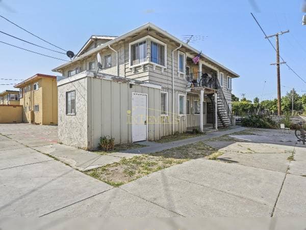 2BR/1BA Apartment on Monroe St Apt 2 · Santa Clara photo 5