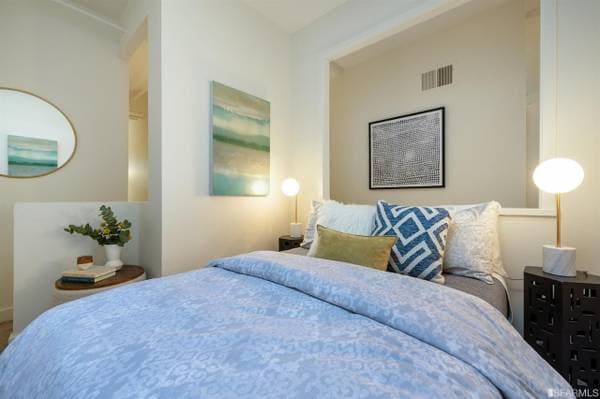 1BR/1BA Apartment on Elgin Park · San Francisco photo 2