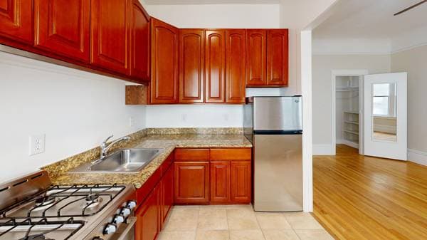1BR/1BA Apartment on Bush St · San Francisco photo 2