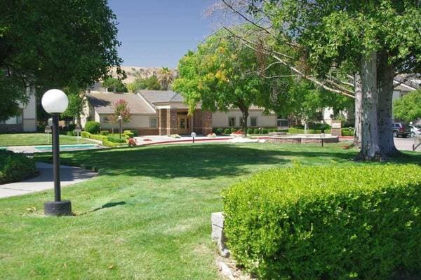 1BR/1BA Apartment on James Donlon Blvd · Antioch photo 3
