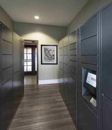 2BR/2BA Apartment on Agnew Road · Santa Clara photo 3