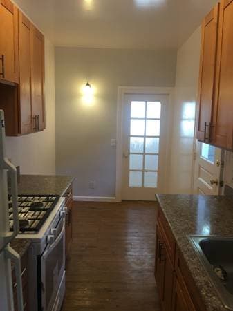 3BR/1BA Apartment · Berkeley photo 5