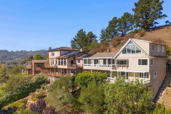 4BR/3BA Apartment on Joyce Way · Mill Valley photo 1