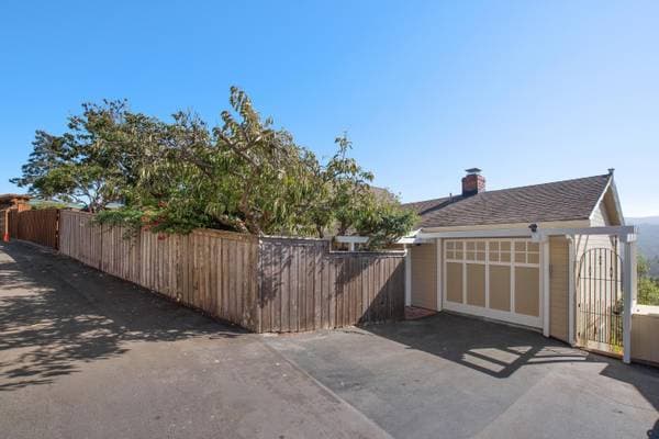 4BR/3BA Apartment on Joyce Way · Mill Valley photo 2