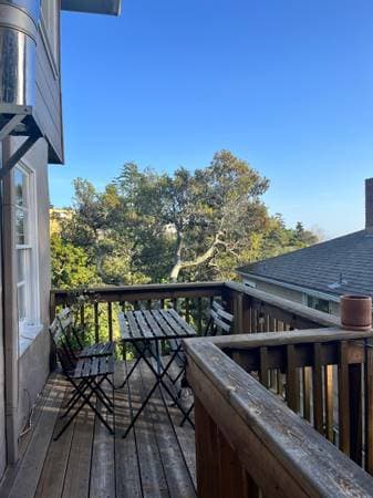 2BR/1BA Duplex · Berkeley photo 4