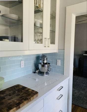 2BR/1BA Apartment · Oakland photo 4