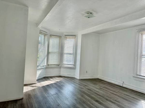2BR/1BA Apartment on Pacific Ave · Alameda photo 5