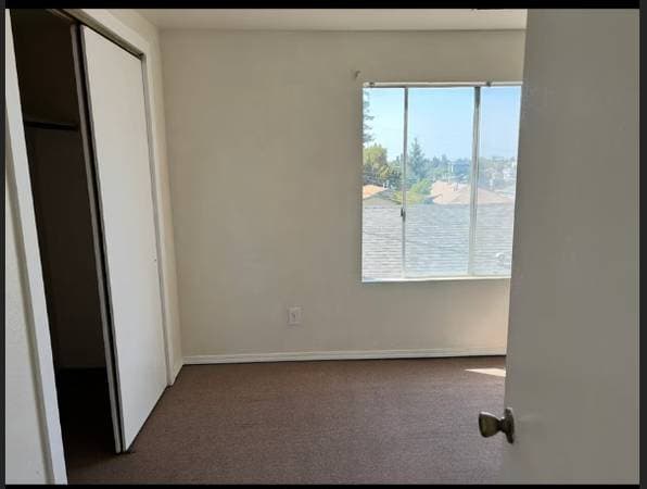 3BR/1BA Apartment on E20th St · Oakland photo 4