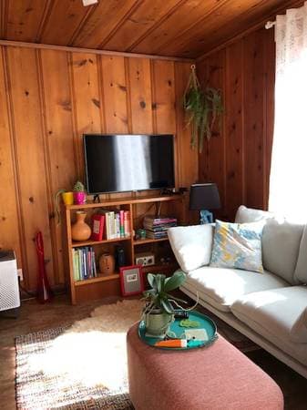 1965 10th Avenue, San Francisco, CA 94116 photo 1