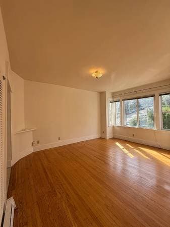 442 Elizabeth Street (741r) photo 4