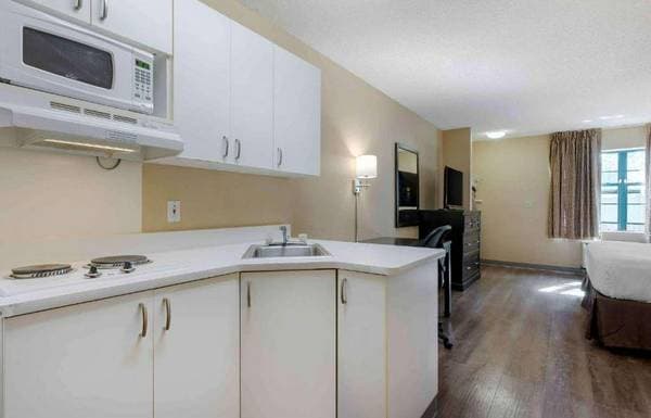 1BR/1BA Apartment · Pleasant Hill photo 3