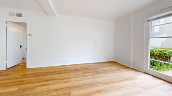 1BR/1BA Apartment on Serrano Drive · San Francisco photo 3