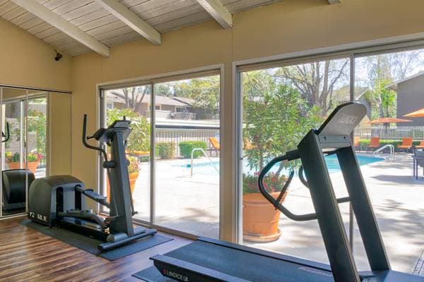 2BR/1BA Apartment on Golden Rd · Pleasanton photo 2