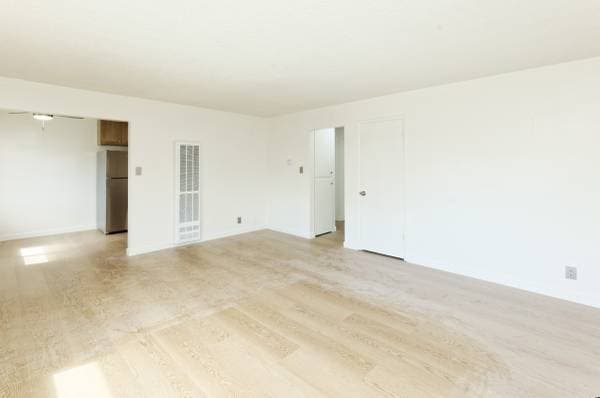 2BR/1BA Apartment · Hayward photo 4