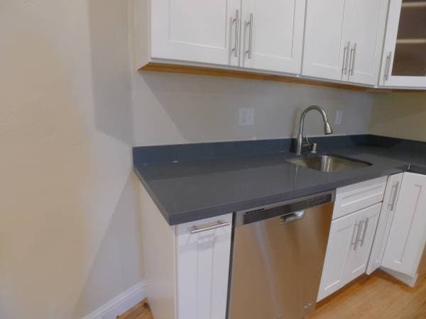 2BR/1BA Apartment on Telegraph Ave · Berkeley photo 2