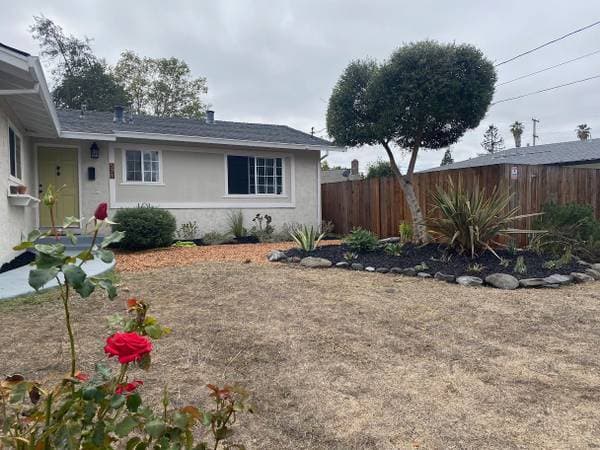 4BR/2BA Apartment on Bonnie Ave. · Cotati photo 3