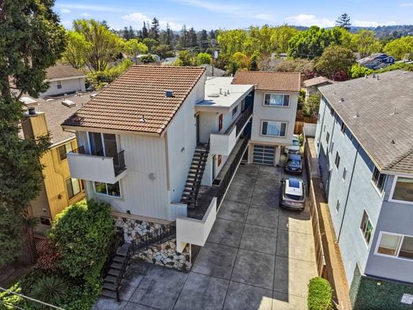 0BR/1BA Apartment · Burlingame photo 1