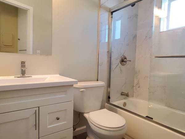 2BR/1BA Apartment on Monroe St · Santa Clara photo 5