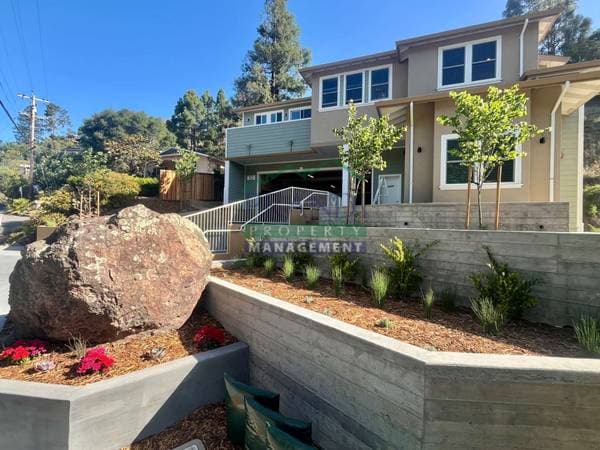 1BR/1BA Apartment on E Crescent Dr Unit A · Kentfield photo 2
