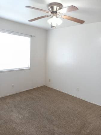 2BR/1BA Single Family House · Vallejo photo 5