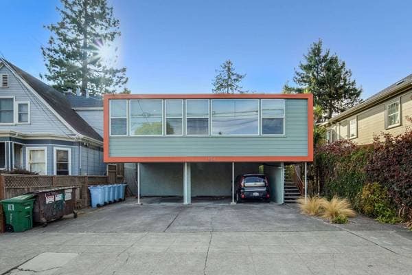 2BR/1BA Apartment · Berkeley photo 1