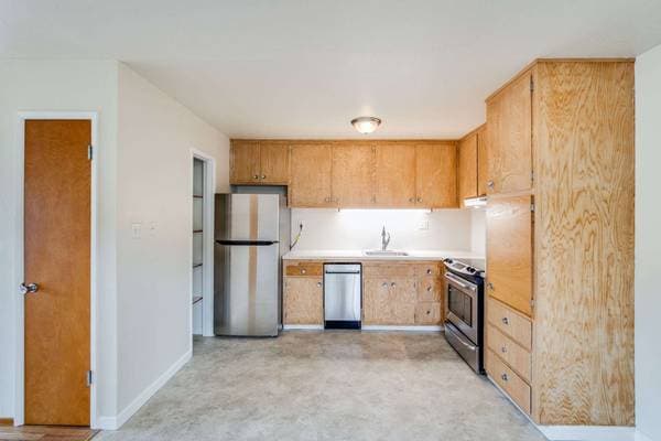 2BR/1BA Apartment · Berkeley photo 3