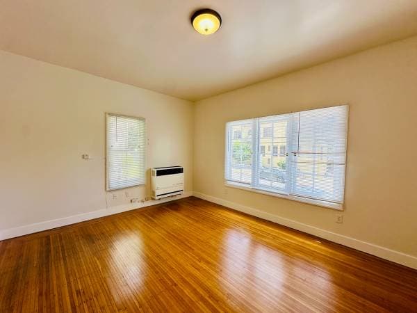 0BR/1BA Apartment · Berkeley photo 2