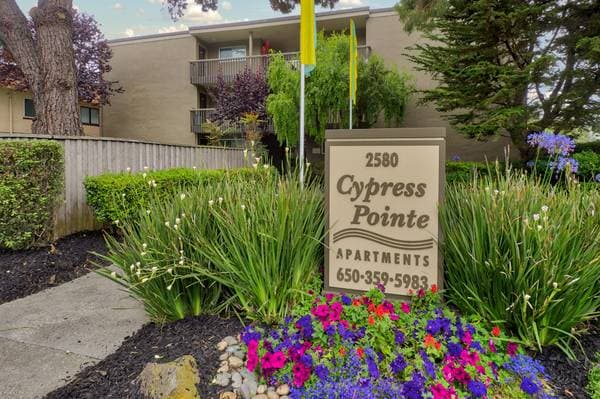 2BR/1BA Apartment on Paloma Ave · Pacifica photo 1