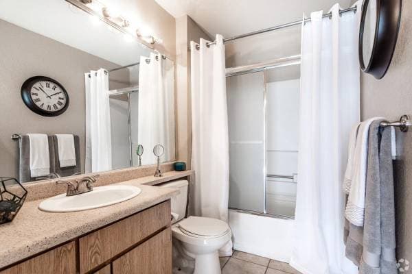 1BR/1BA Apartment on James Donlon Blvd · Antioch photo 4