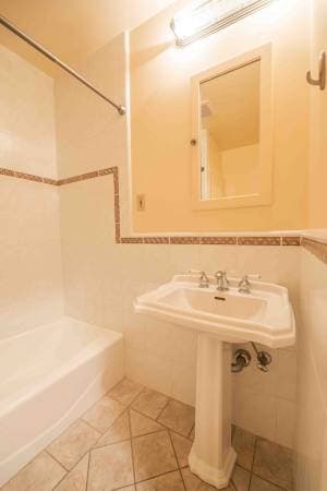 1BR/1BA Apartment · San Francisco photo 3