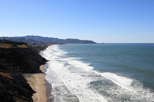 1BR/1BA Apartment on Paloma Ave · Pacifica photo 1