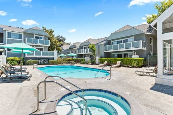 2BR/2BA Apartment on South Bascom Avenue · Campbell photo 5